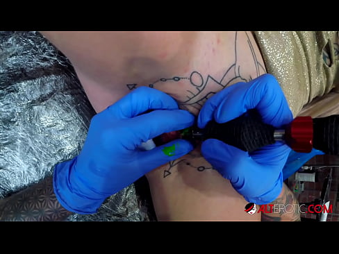 ❤️ tattooed ທີ່ສຸດ Hottie Sully Savage ໄດ້ຮັບ tattoo ສຸດ clitoris ຂອງນາງ ❤ ໜັງໂປ້ ຢູ່ຄອມ lo.credit-assorti.ru ❤